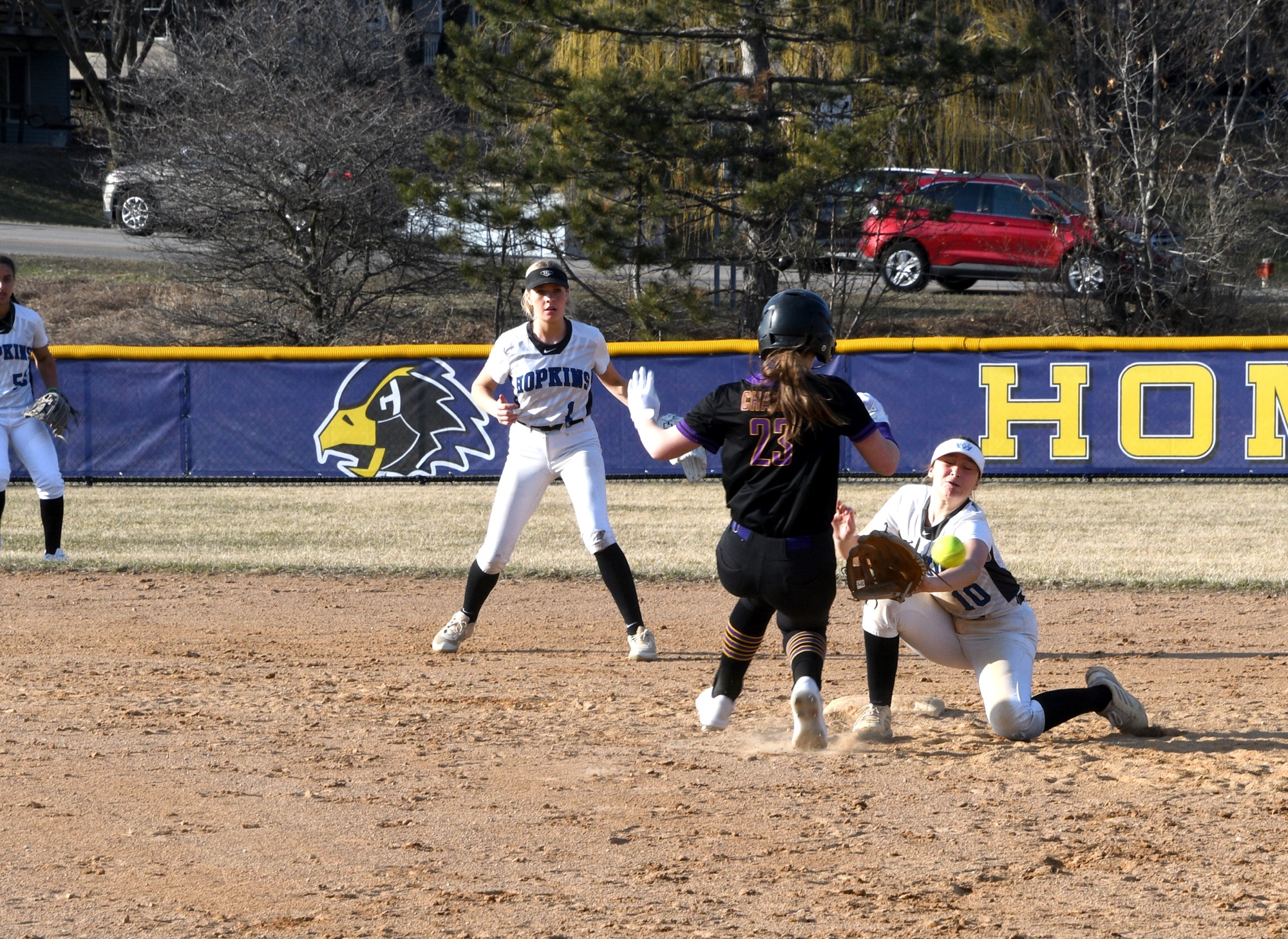 Softball Hawks Start Season Swinging