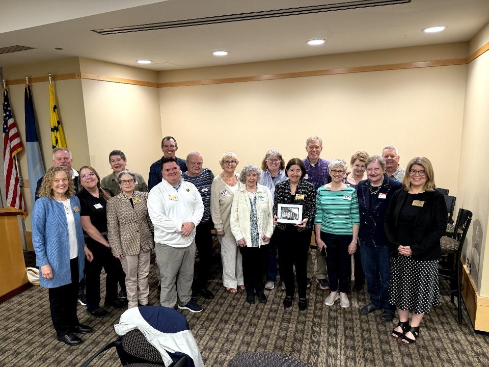 East Union Lutheran Church Group Visits Gustavus Adolphus College