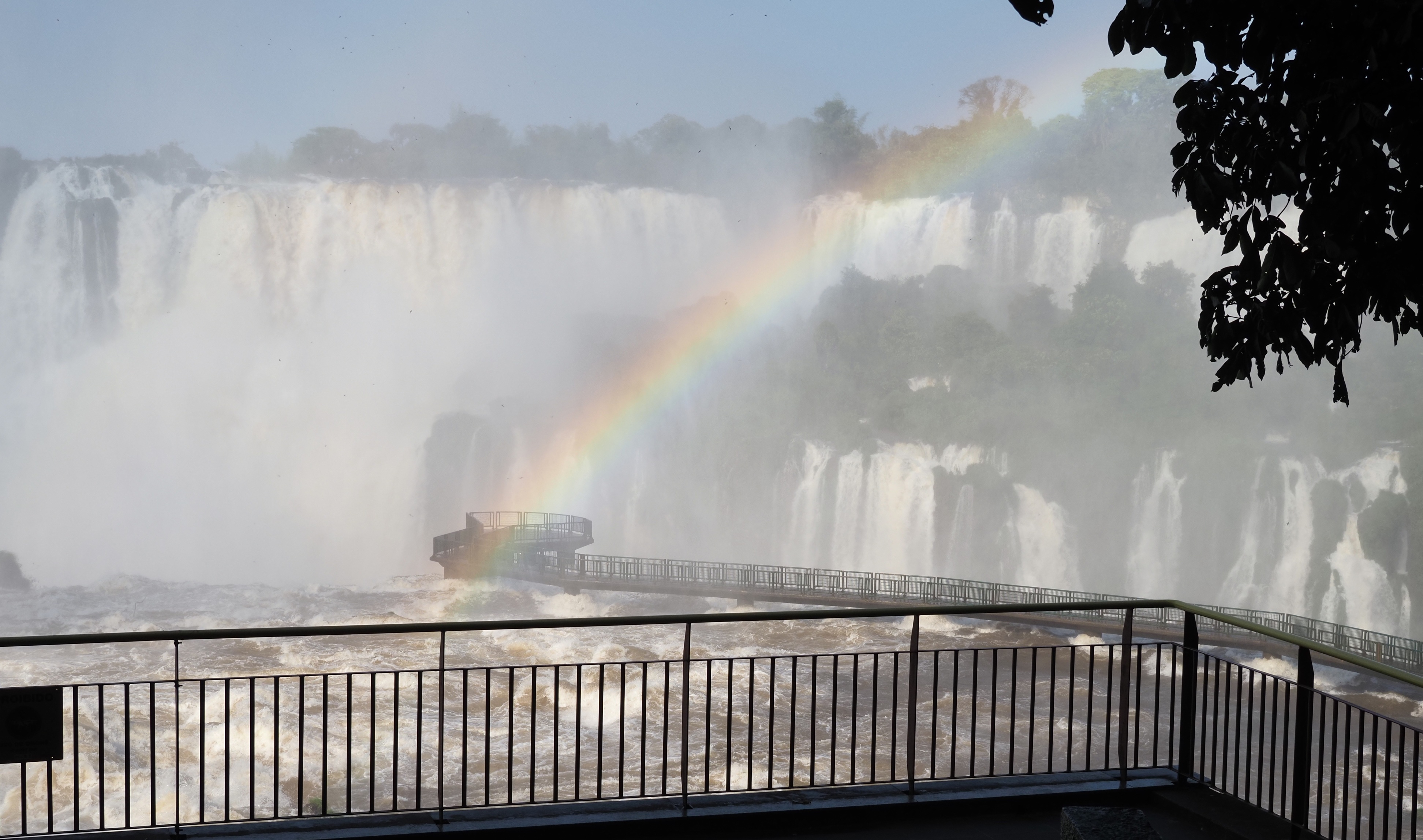 Wanderlust and Well-Being: Visiting the Great Waterfalls of the