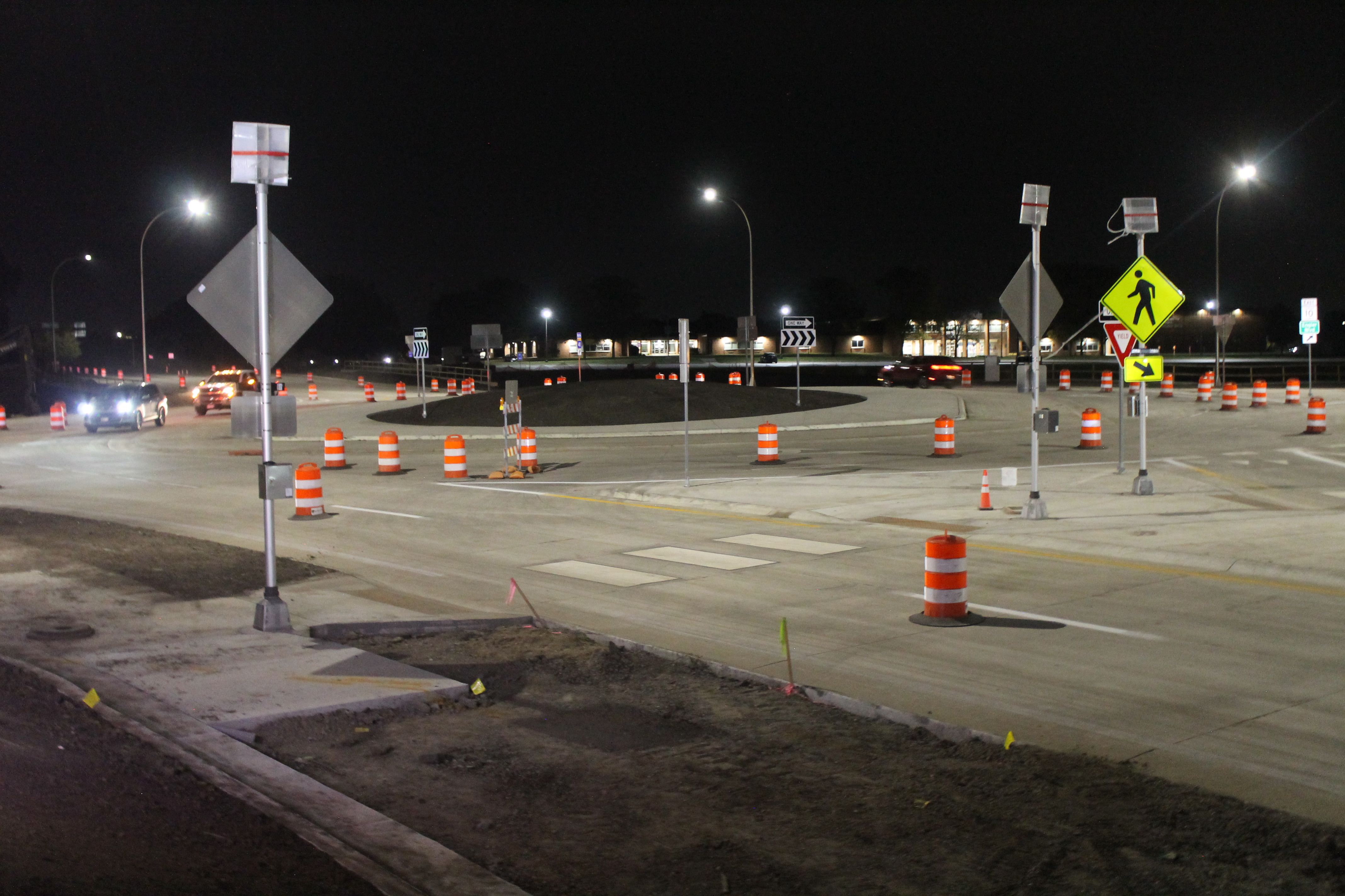 Roundabout at 41/10 Intersection Finally Opens to Traffic
